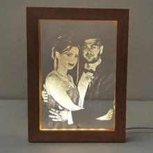 Carica l'immagine nel visualizzatore di Gallery, Cornice con foto - Ilmioplexiglass