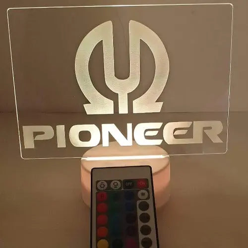 Pioneer - Ilmioplexiglass